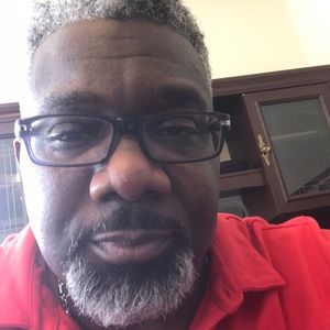 Meet your Posher, Lamont